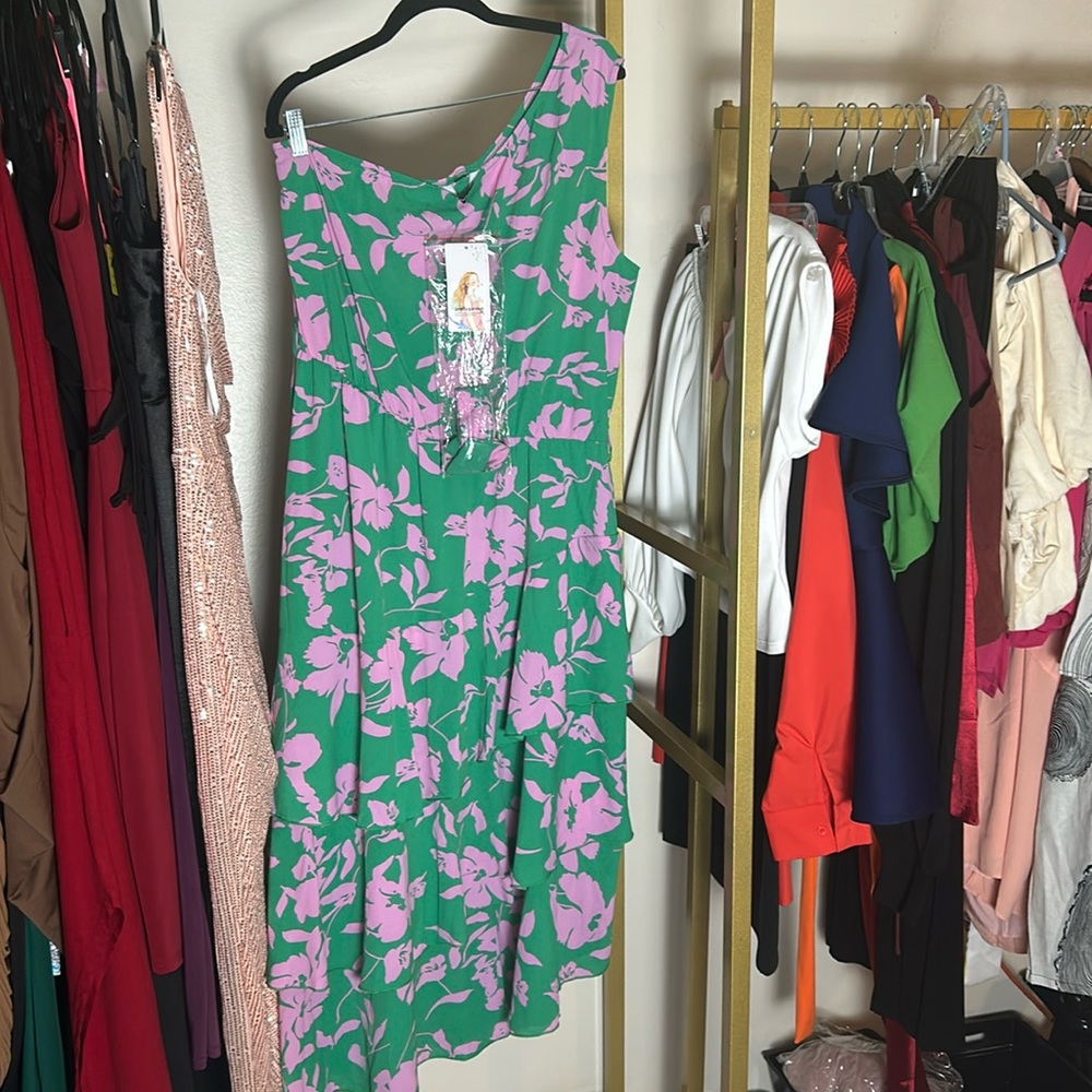 Kelly Green and pink dress